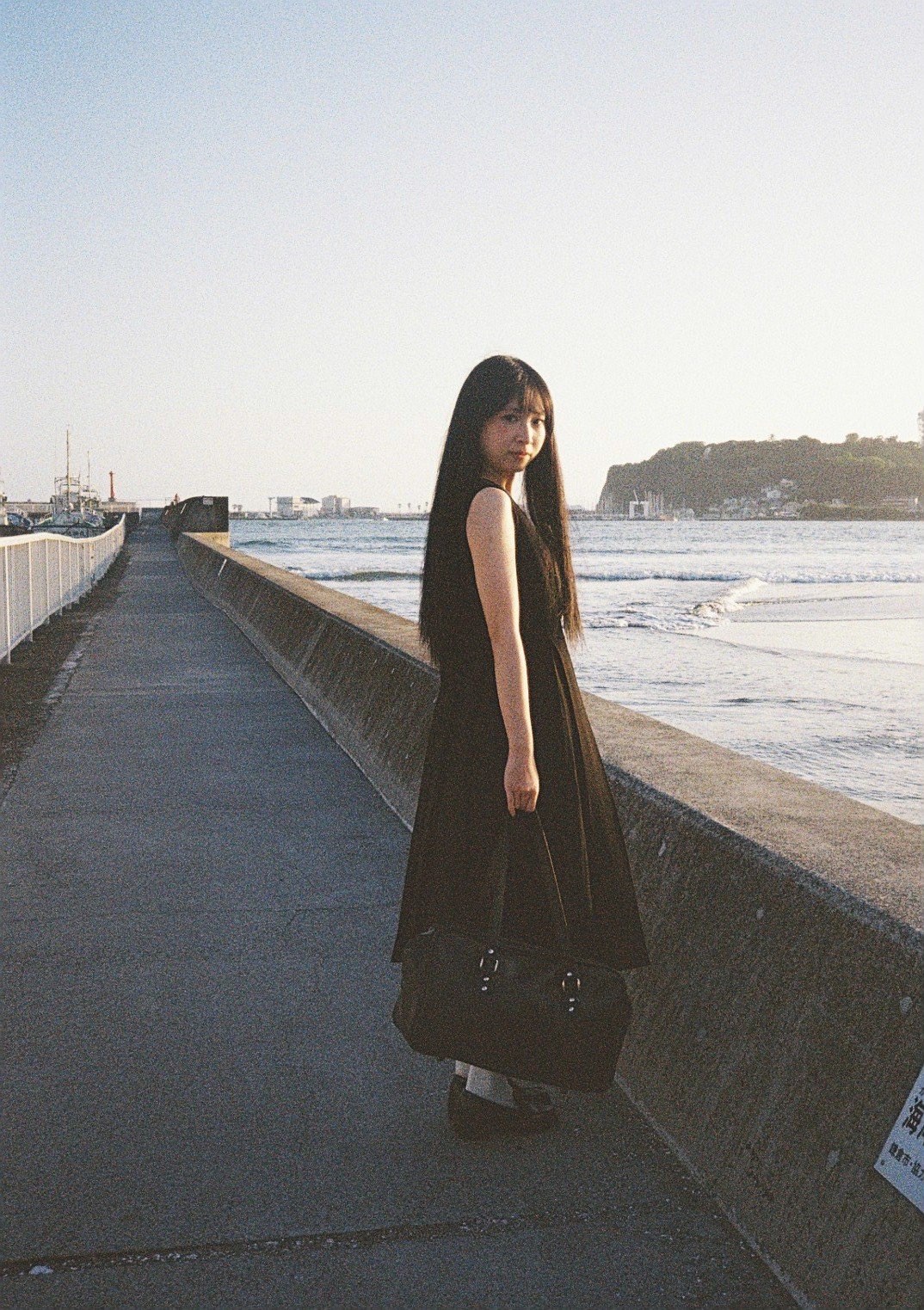eien spring portrait in motion